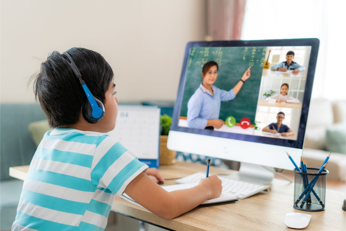 Simple Benefits Of Distance Learning